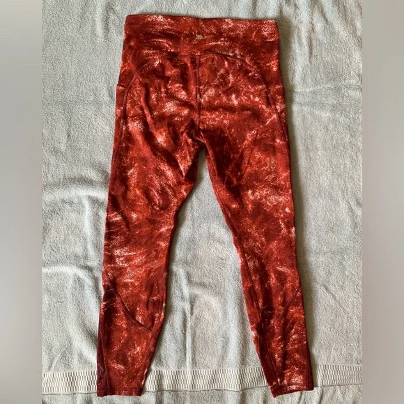 all in motion Women’s Cropped Red White Space Leggings with Pockets - Medium - Picture 2 of 9